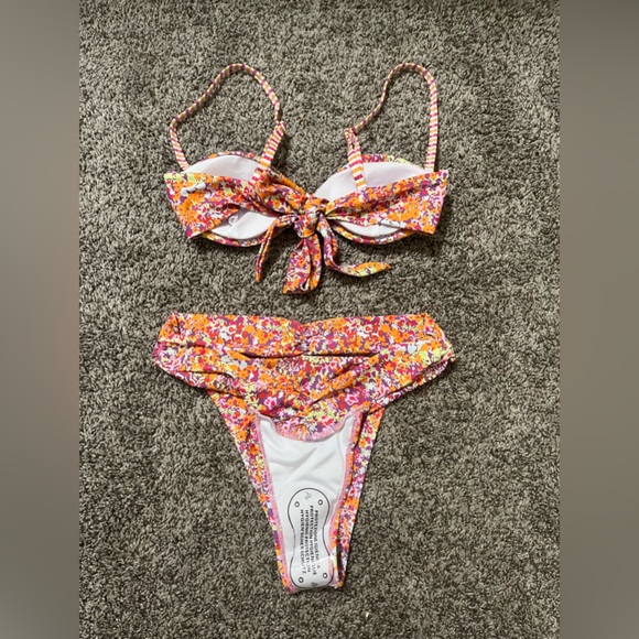 NWT boutique new coral/pink floral push-up high waist Brazilian thong bikini. - Picture 3 of 5